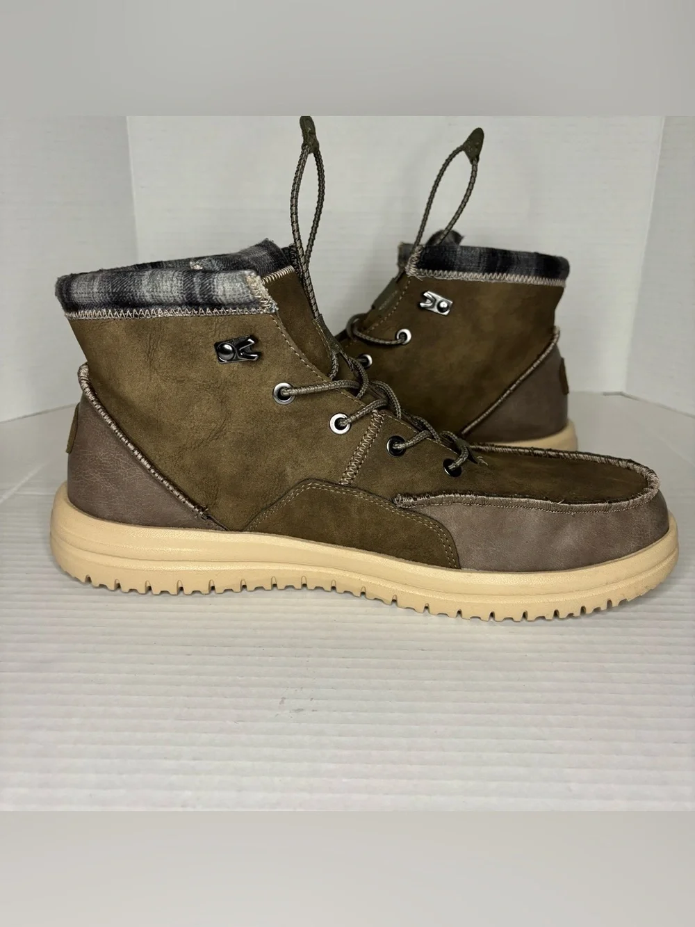 Hey Dude Bradley Classic Walnut Brown Plaid Lined Chukka Boots Mens 13 42067-267